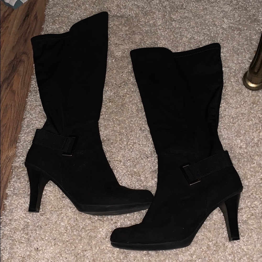 Black Boots